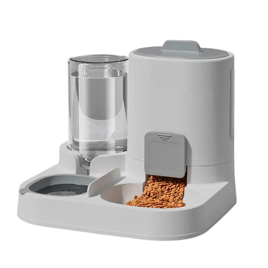 Distributeur de croquettes pour chat Cozy gris dans fond blanc