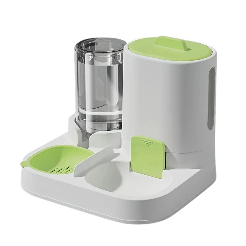 Distributeur de croquettes pour chat Cozy vert dans fond blanc