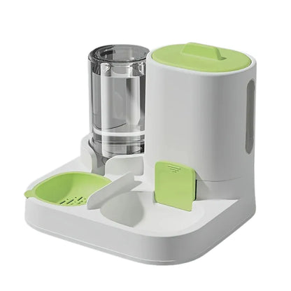 Distributeur de croquettes pour chat Cozy vert dans fond blanc